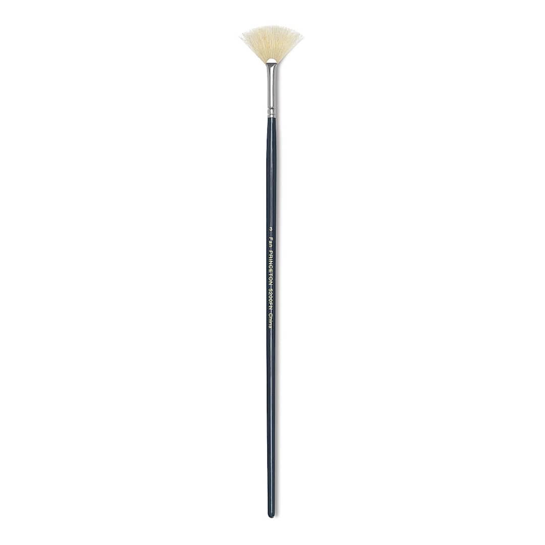 Open in modal - Princeton Natural Bristle Brush - Fan, Size 3