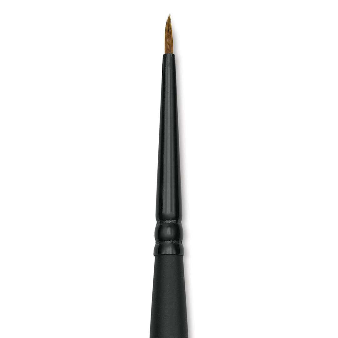 Open in modal - Raphaël Stradivarius Synthetic Kolinsky Sable Brush - Spotter, Size 1, Short Handle (close-up)