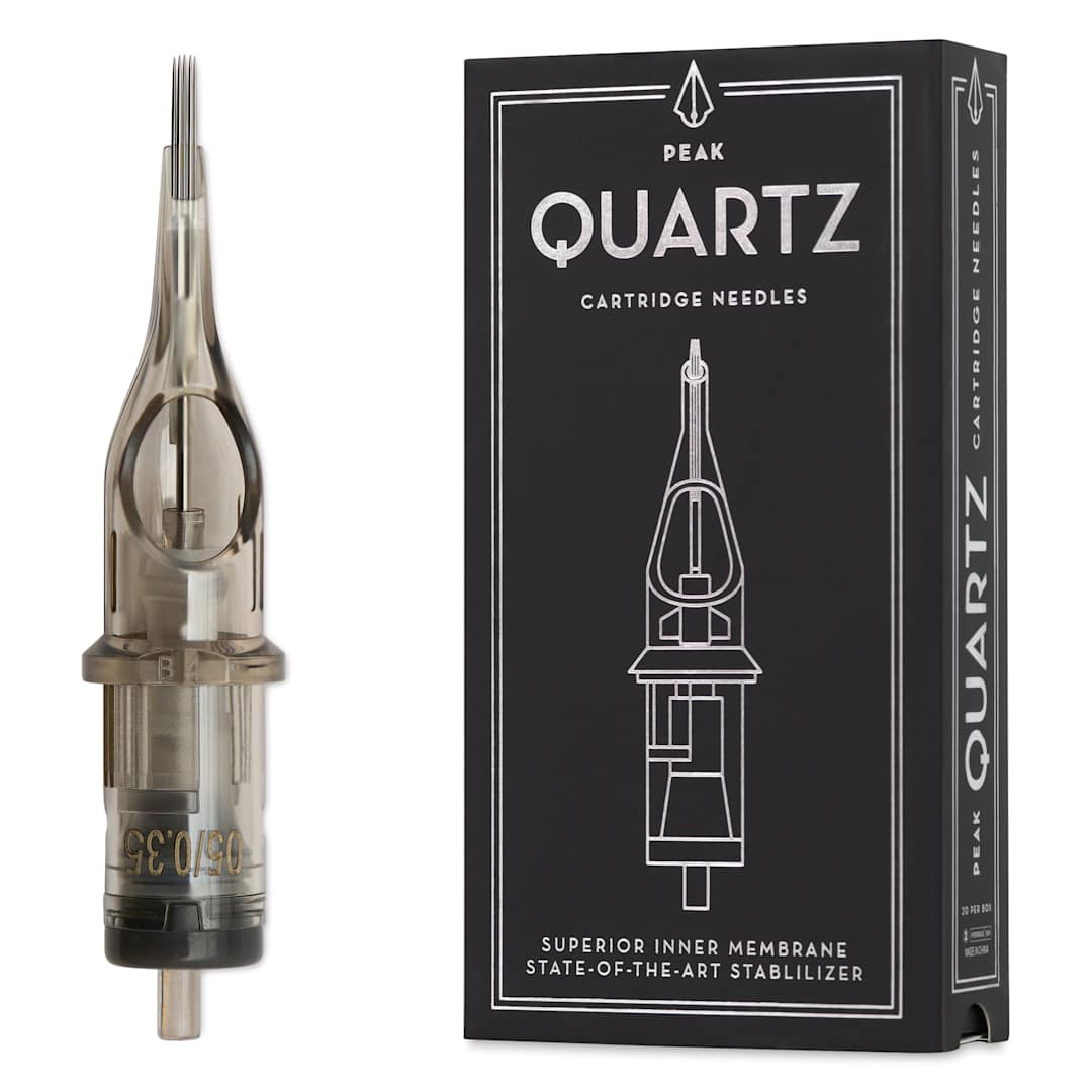 Open in modal - Peak Quartz Curved Magnum Medium Taper Tattoo Needle Cartridges - #12, 5 Needles, Pkg of 20, needle and packaging