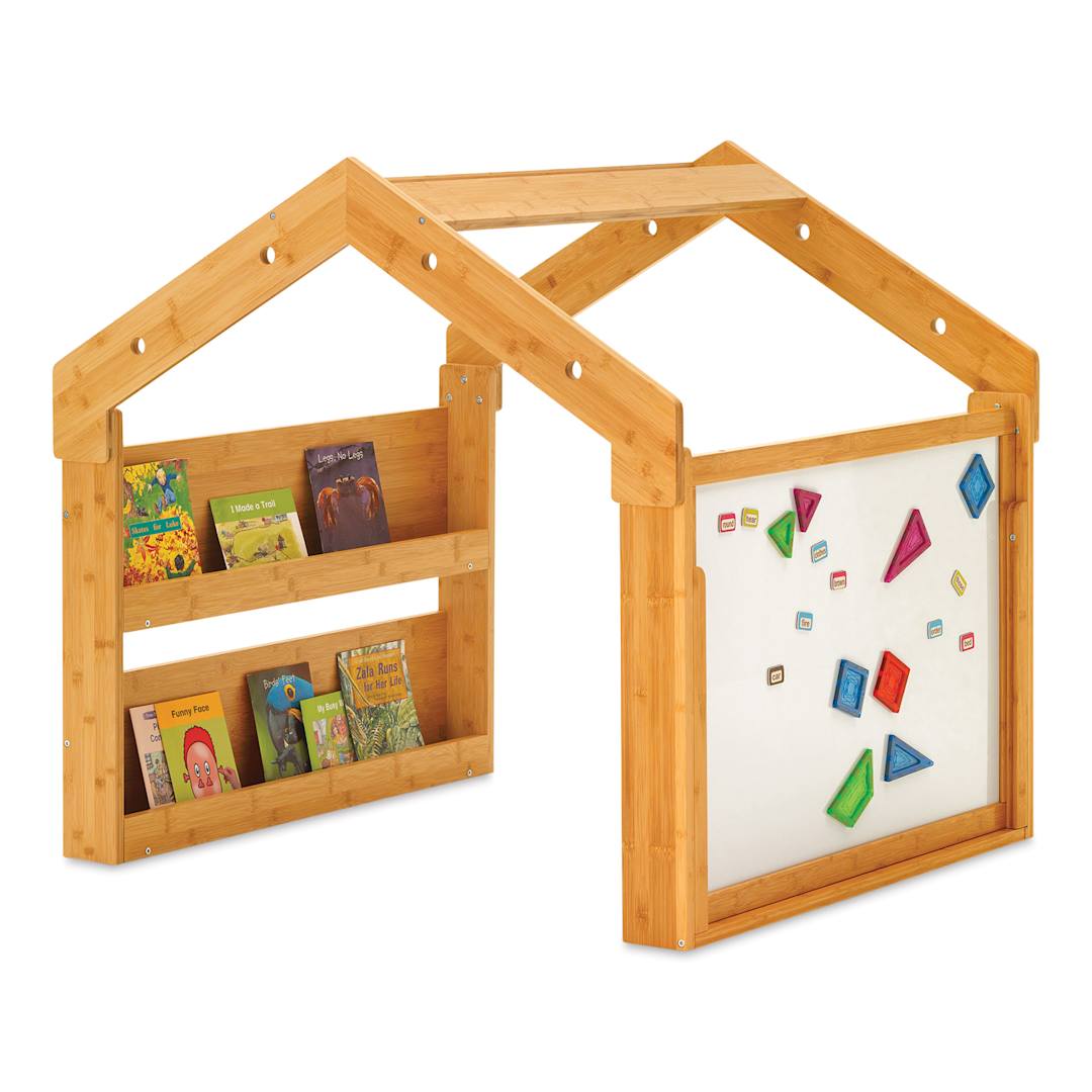 Open in modal - Copernicus Kids Cozy Space, book shelves and magnetic whiteboard seen from outside