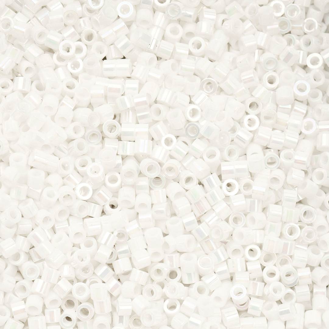 Open in modal - John Bead Cylin 11/0 Cylindrical Seed Beads - White Pearl AB
