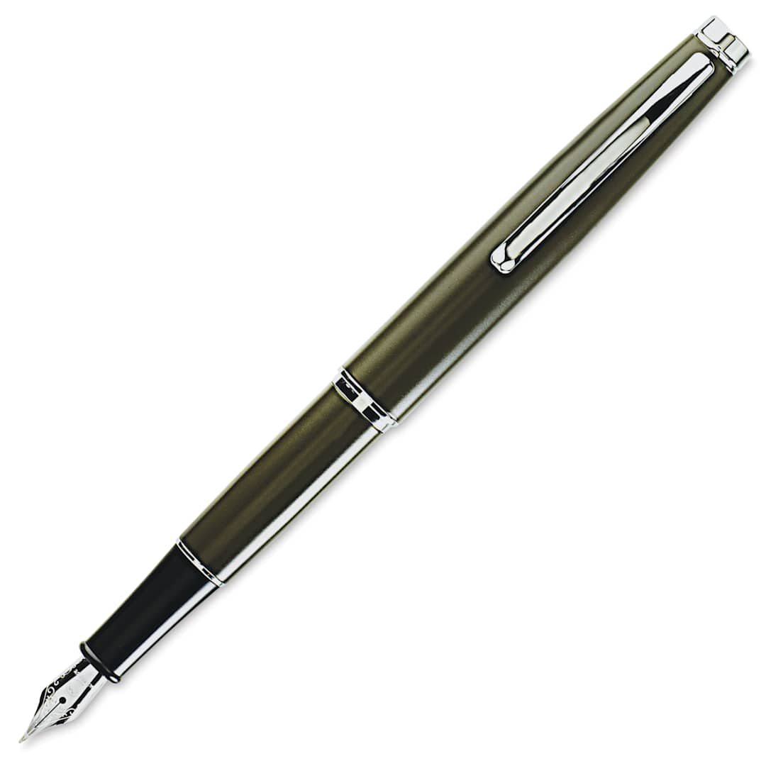 Open in modal - Monteverde Dakota Fountain Pen - Military Green, Fine Nib, uncapped (image may show a different size nib)
