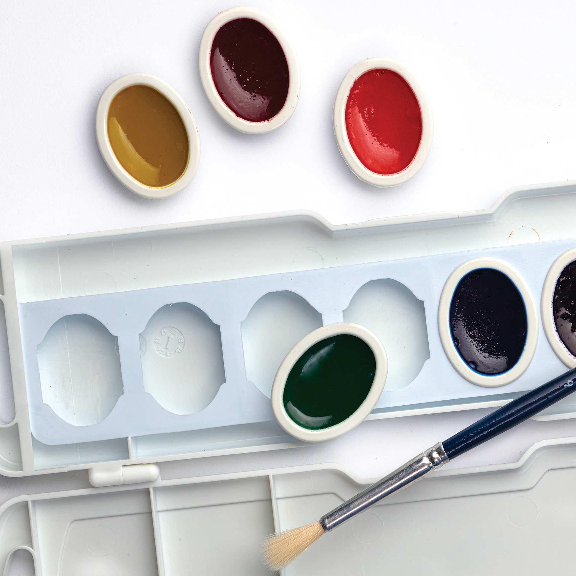 Prang Semi-Moist Watercolor Paint - Oval Pans are removable for easy replacement Prang Semi-Moist Watercolor Paint - Oval Pans are removable for easy replacement