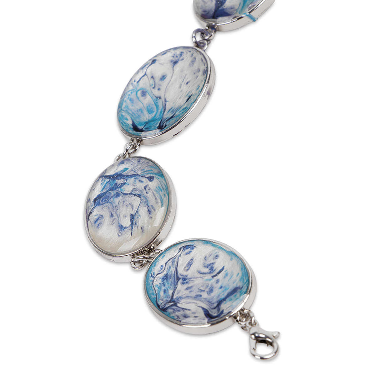 Pebeo Gedeo Bio-Based Resins - Closeup of finished resin bracelet shown