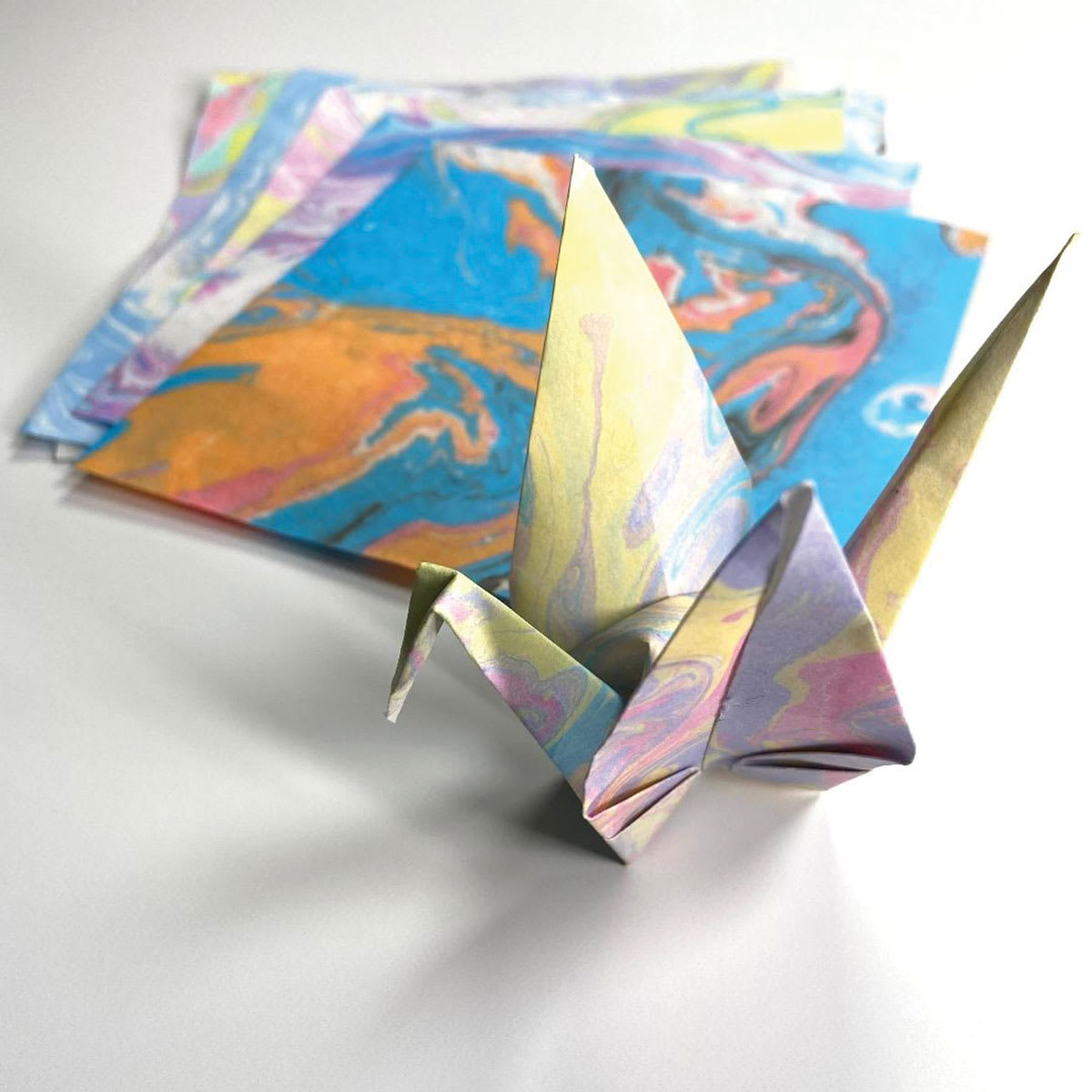 Aitoh Boku-Undo Suminagashi Marbling Inks (Marbled papers and origami crane)