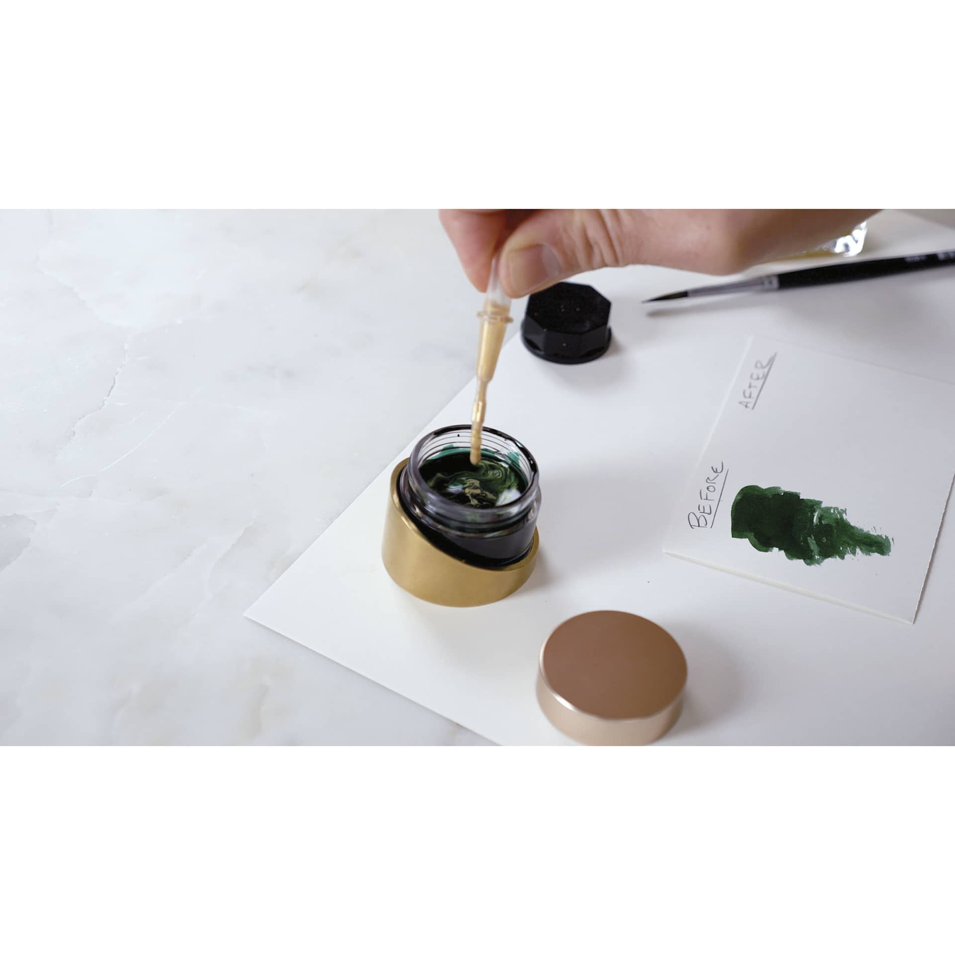 Kuretake Ink-Café Drop of Shimmer Ink Additives, dropping additive inside ink