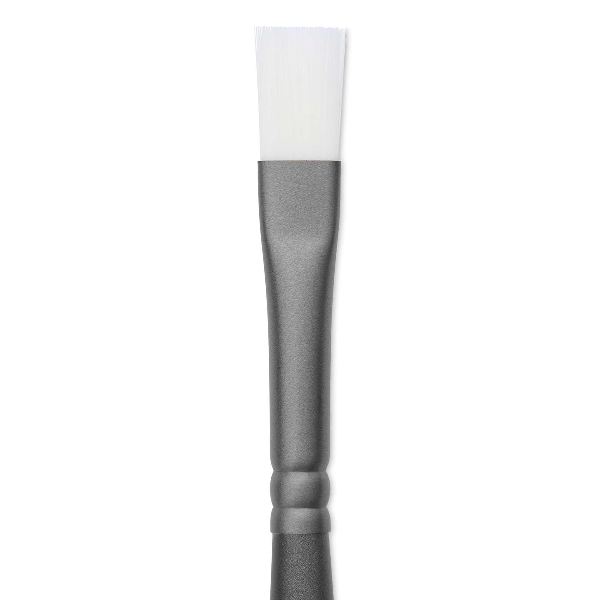 Vallejo White Synthetic Weathering Brush - Flat, Large Size 8, close up
