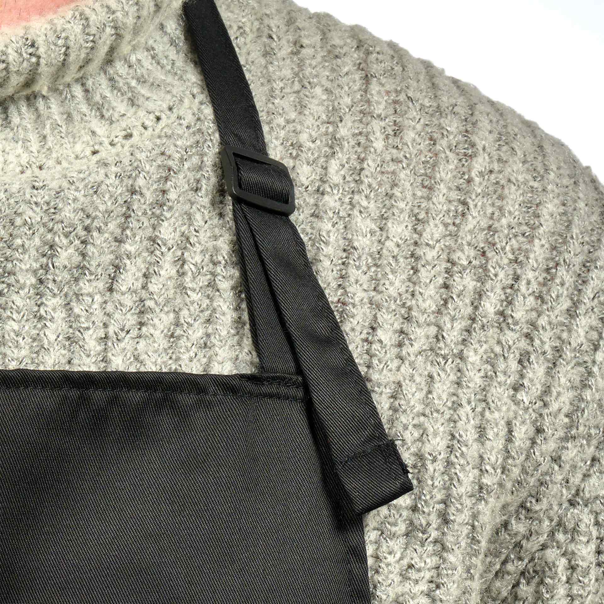 Blick Classic Black Apron neck strap adjustment