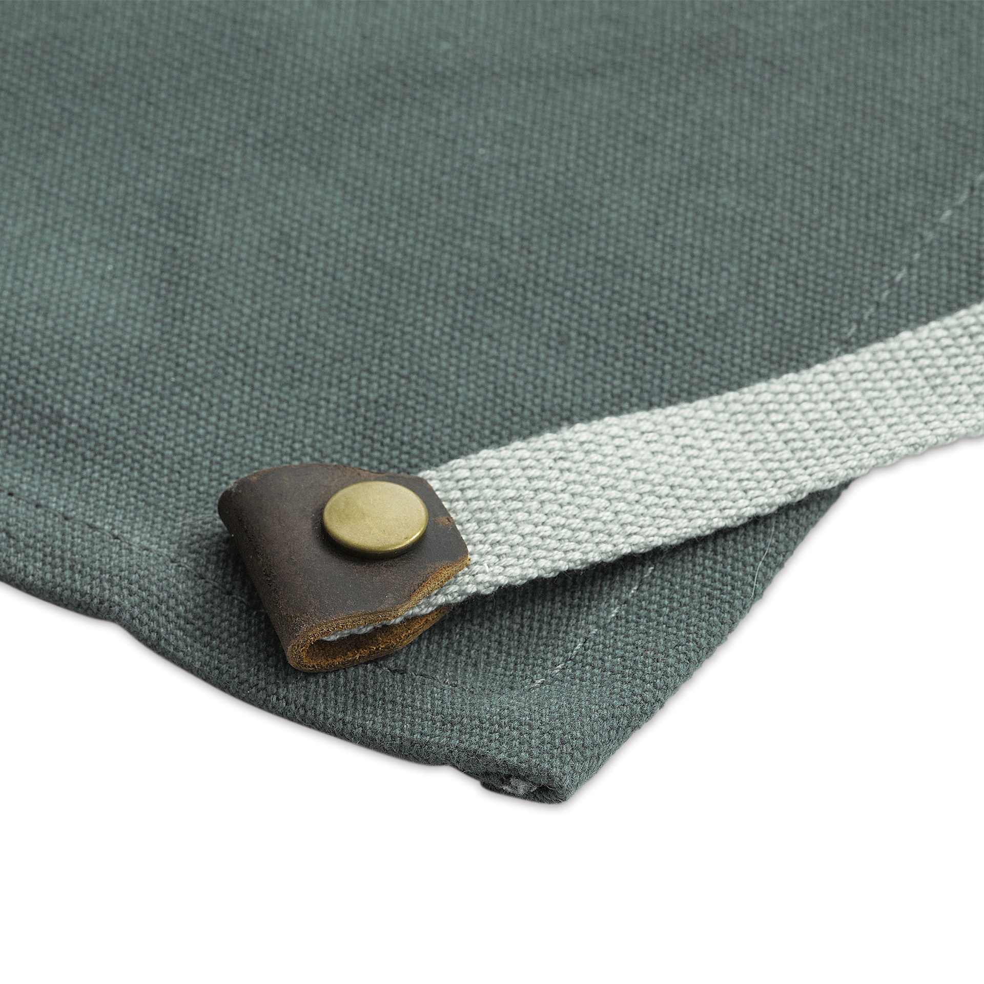 Blick Utility Apron has leather detail at end of strap