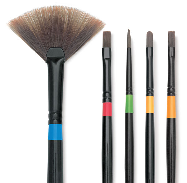 Utrecht Manglon Synthetic Brushes - Assorted Brushes (Close-up) Utrecht Manglon Synthetic Brushes - Assorted Brushes (Close-up)