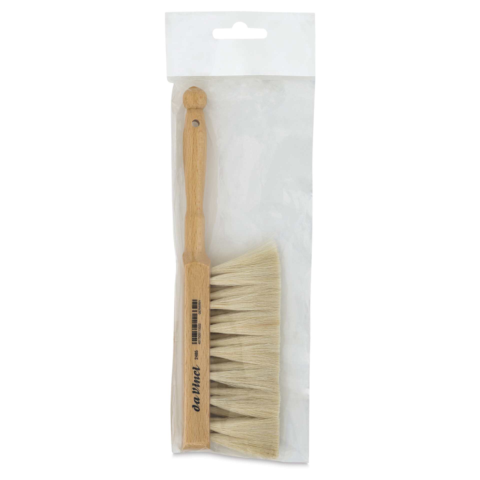 Da Vinci Goat Hair Dusting Brush - Long Handle, 13 mm x 60 mm, inside the packaging Da Vinci Goat Hair Dusting Brush - Long Handle, 13 mm x 60 mm, inside the packaging