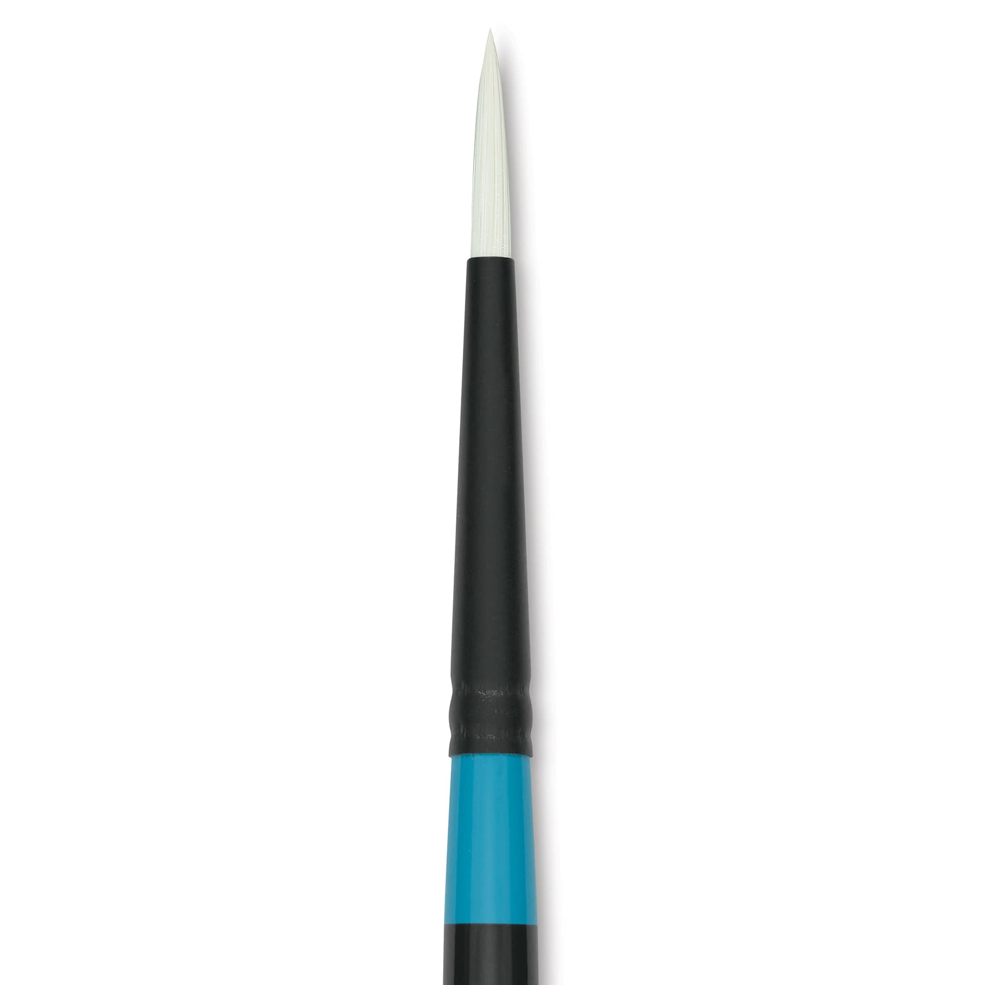 Princeton Aspen Synthetic Brush - Short Handle, Round, Size 4, close-up
