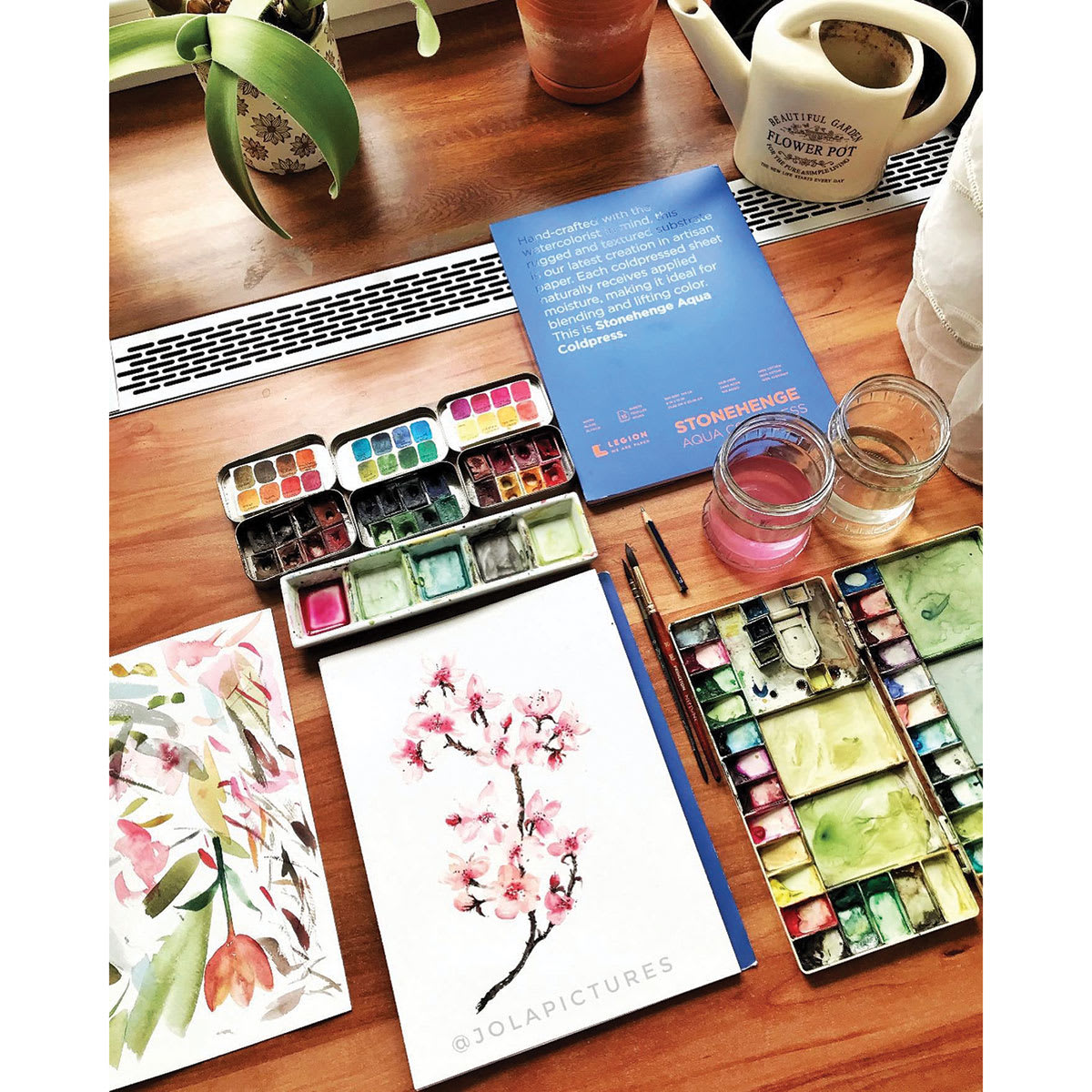 Legion Stonehenge Aqua Watercolor Blocks (Artwork of blossoms by Jola Sopek) Legion Stonehenge Aqua Watercolor Blocks (Artwork of blossoms by Jola Sopek)