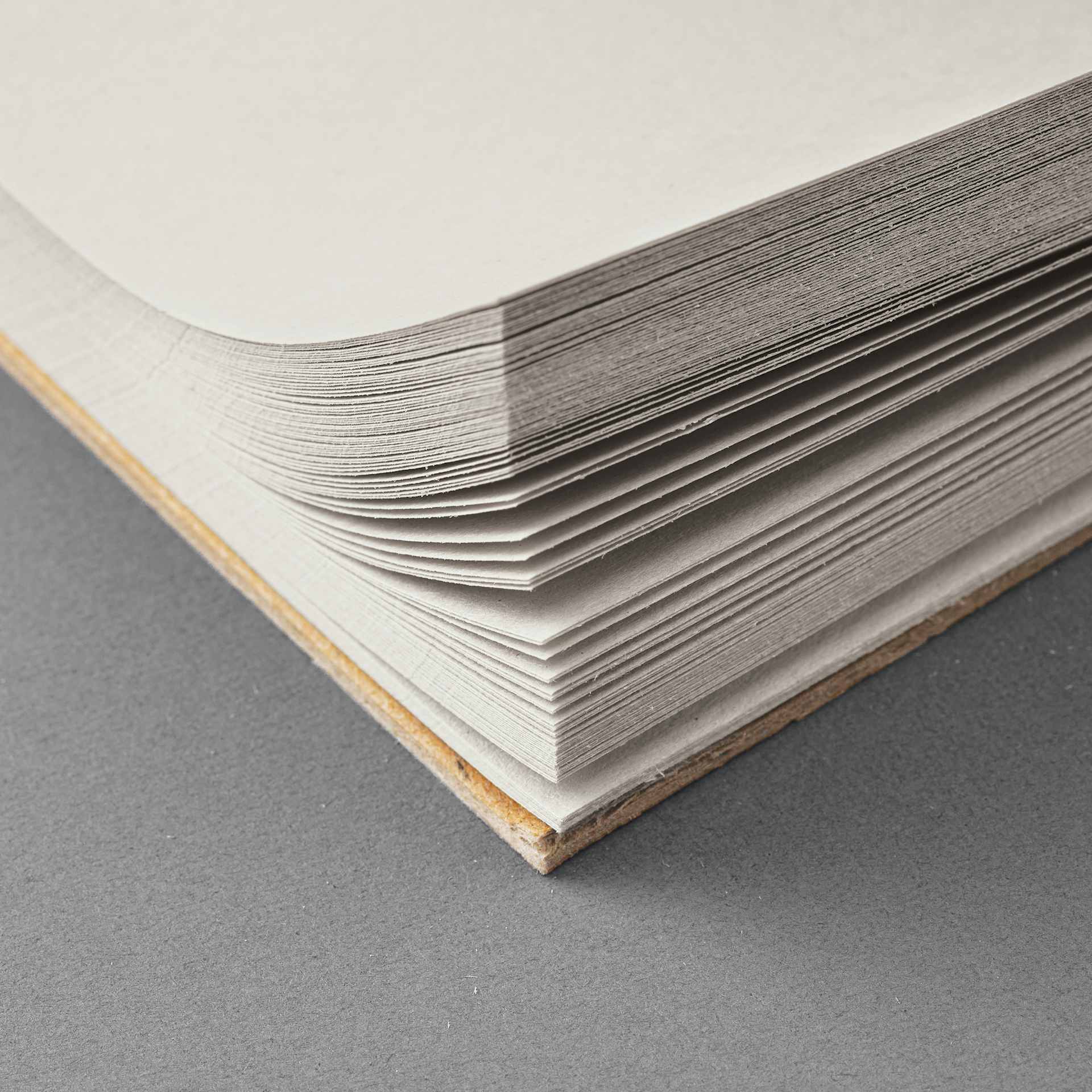 Blick Studio Newsprint Pad - 18" x 24", 50 Sheets, corner of pad