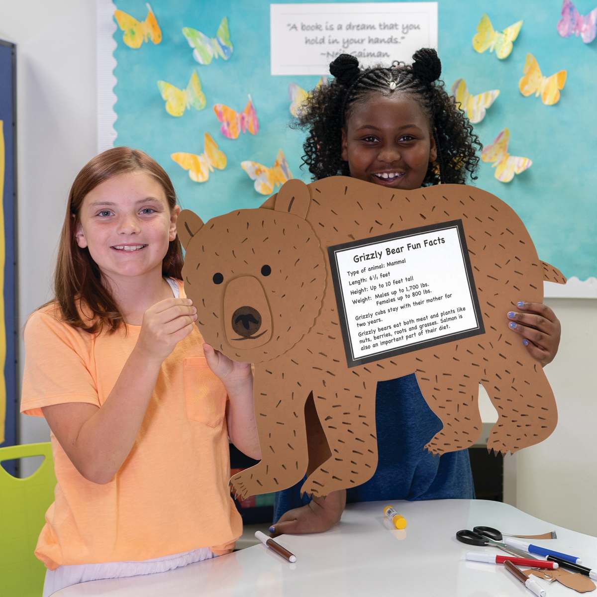 Heavy-Coated Poster Board Brown - 22" x 28"