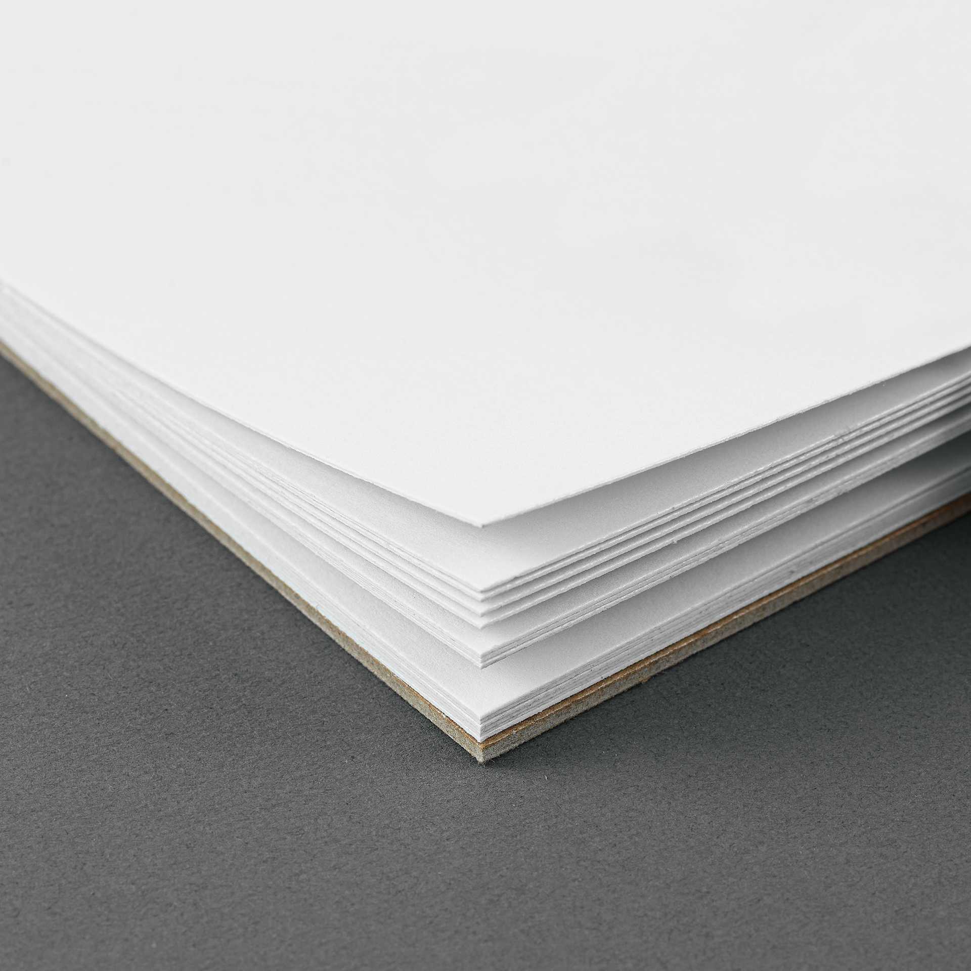 Blick Bristol Pad - 11" x 14", Smooth, 15 Sheets, close up of pad corner