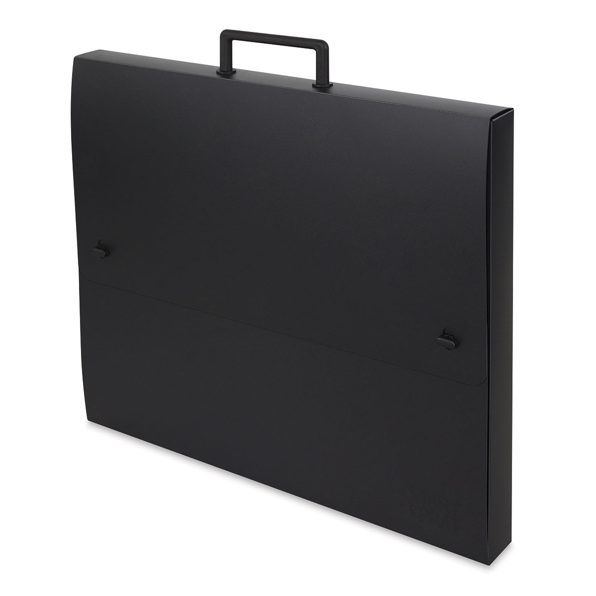 Prat Start 0 Essential Portfolio - Angled view of closed Black Portfolio showing slim profile
Prat Start 0 Essential Portfolio - Angled view of closed Black Portfolio showing slim profile