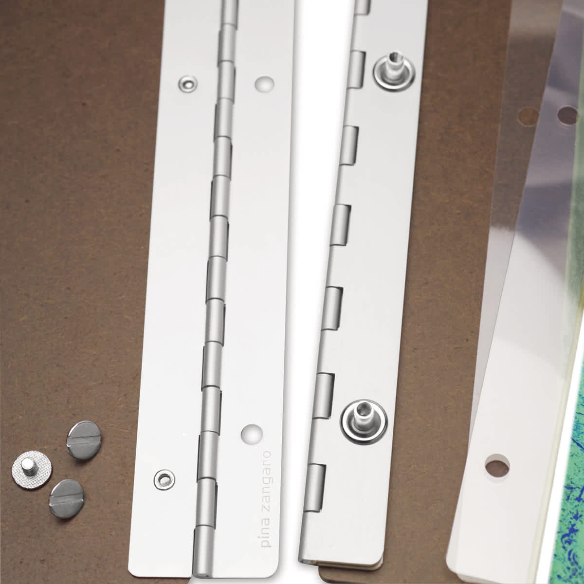 Pina Zangaro Tera Screwpost Binder