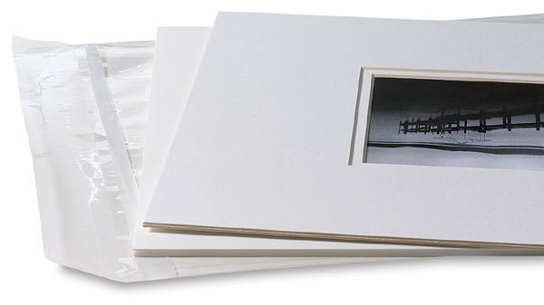 Blick Roadshow 3-in-1 Display System - Components of System shown together - Mat, Board and Bag Blick Roadshow 3-in-1 Display System - Components of System shown together - Mat, Board and Bag