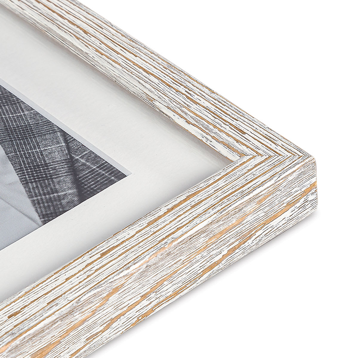 Blick Westwood Frames - Whitewash, Thin, 6" x 8" close up of corner Blick Westwood Frames - Whitewash, Thin, 6" x 8" close up of corner