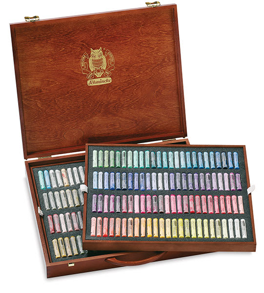 Set of 200, Assorted, Wooden Box Set of 200, Assorted, Wooden Box