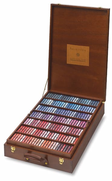 Sennelier Soft Pastel Set of 525, Deluxe Wooden Box Set. Inside of package.