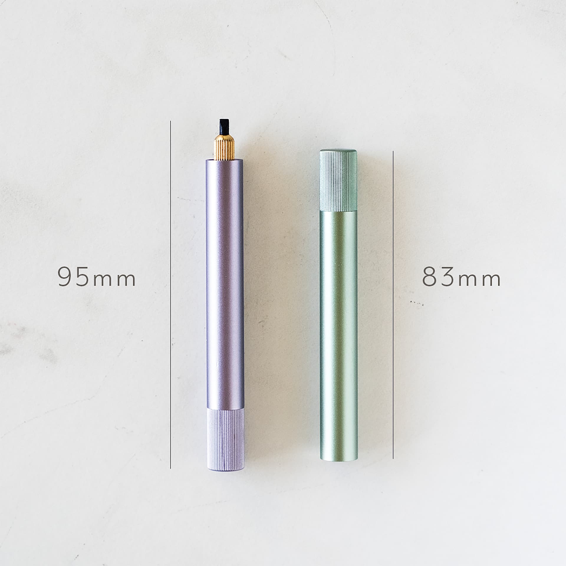 Tom's Studio Lumos Mini Refillable Pen, dimensions of the pen with and without cap