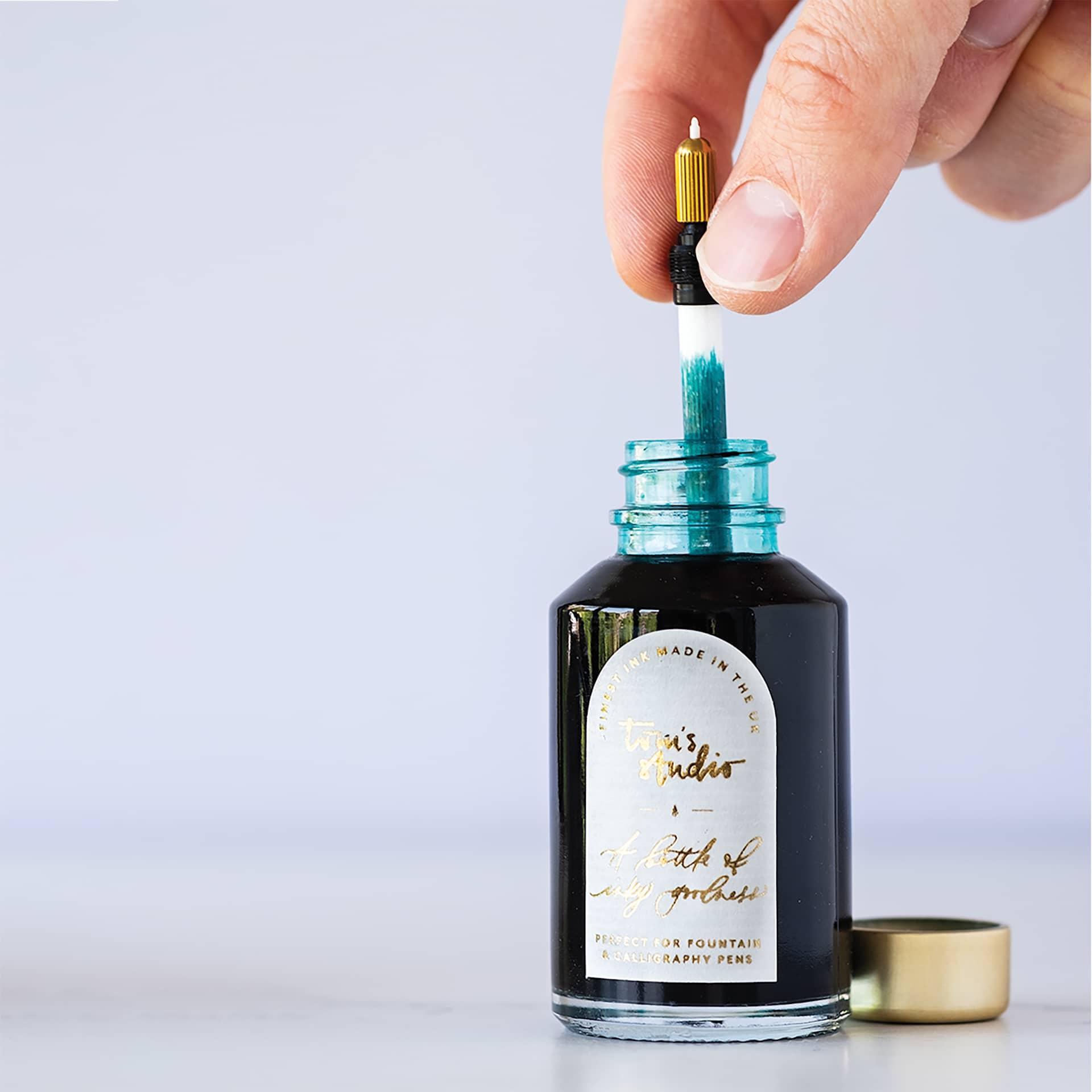 Tom's Studio Lumos Mini Refillable Pen, how-to dip pen tip inside ink jar (not included)