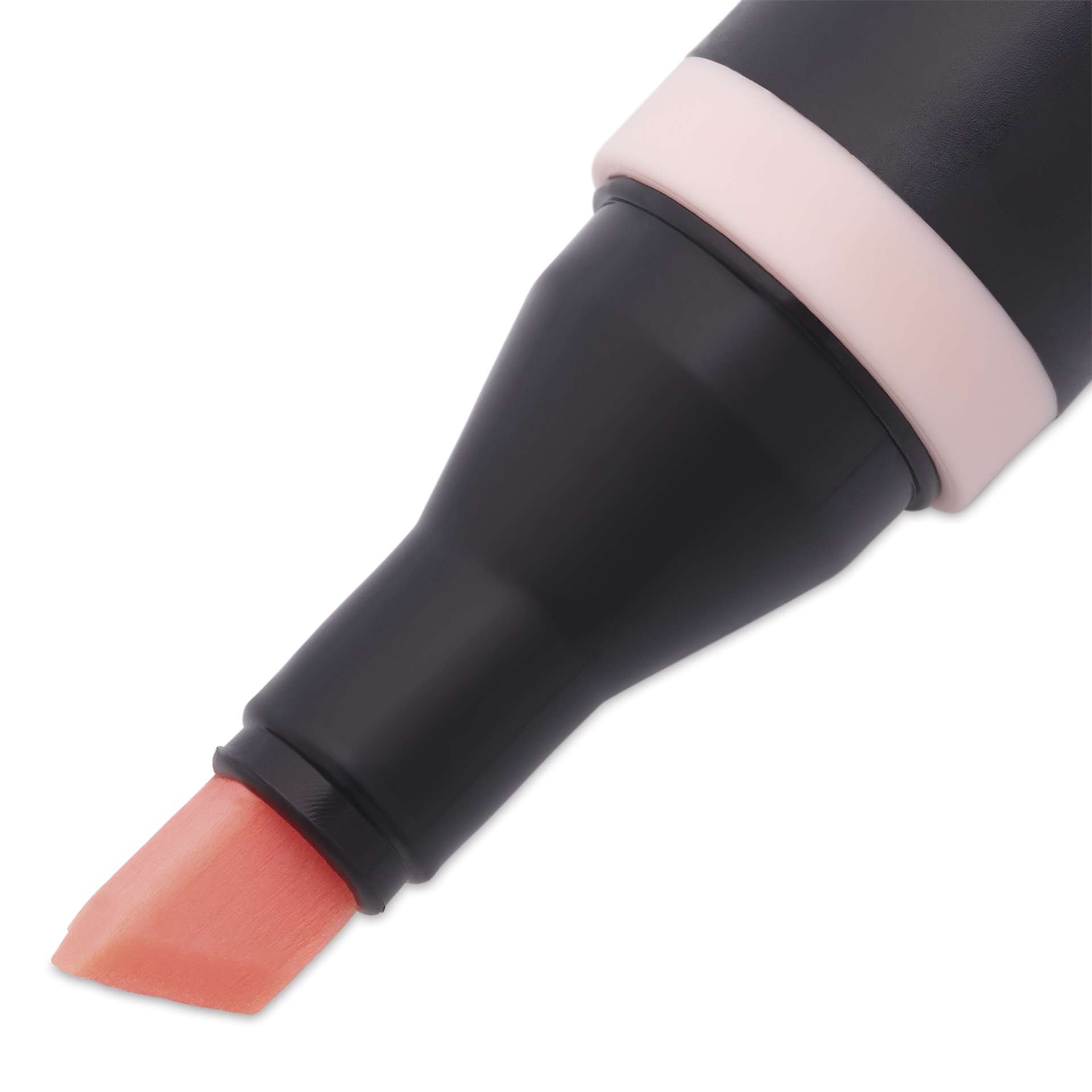Blick Studio Alcohol Art Marker - 150 Vanilla, close-up of chisel tip