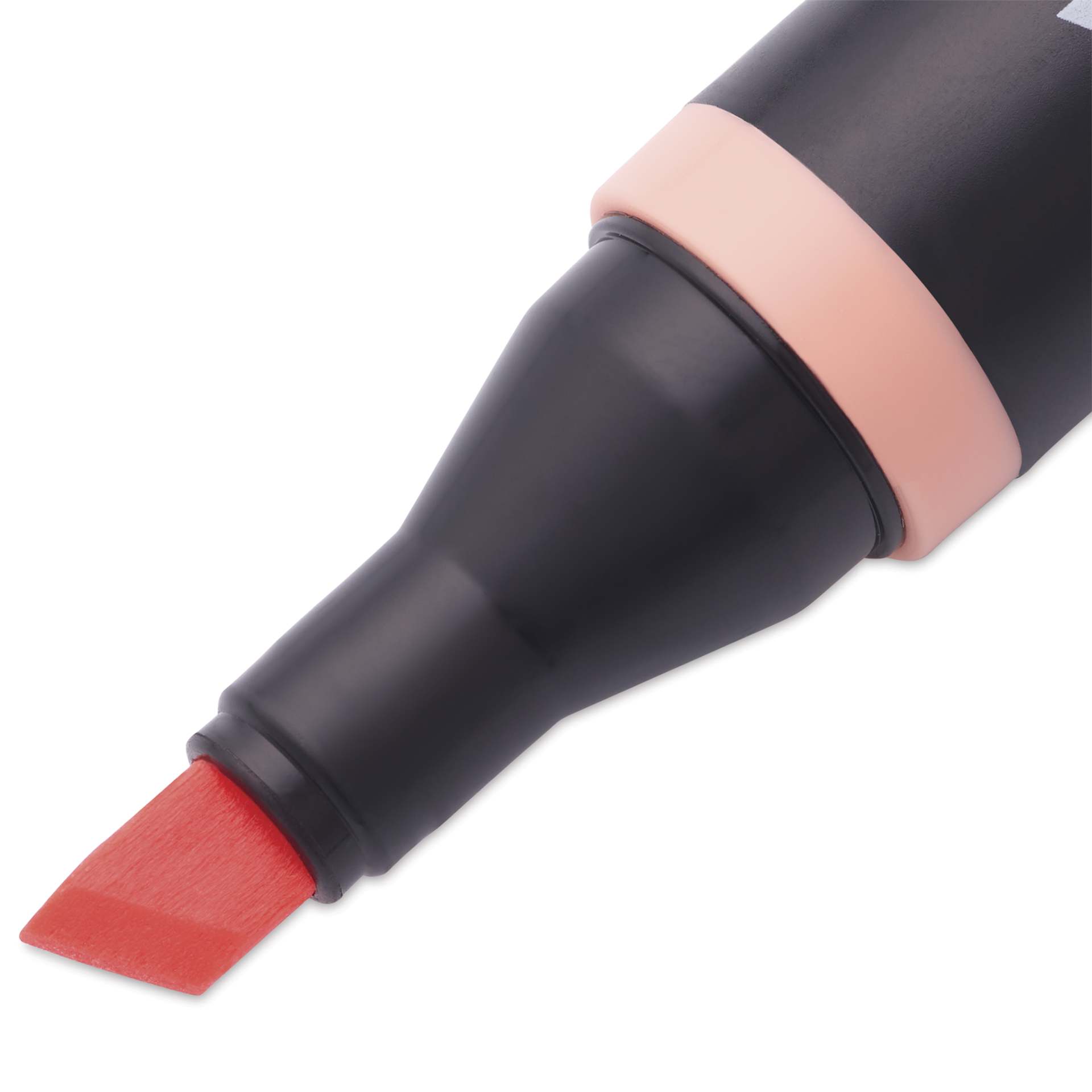 Blick Studio Alcohol Art Marker - 076 Salmon, close-up of chisel tip