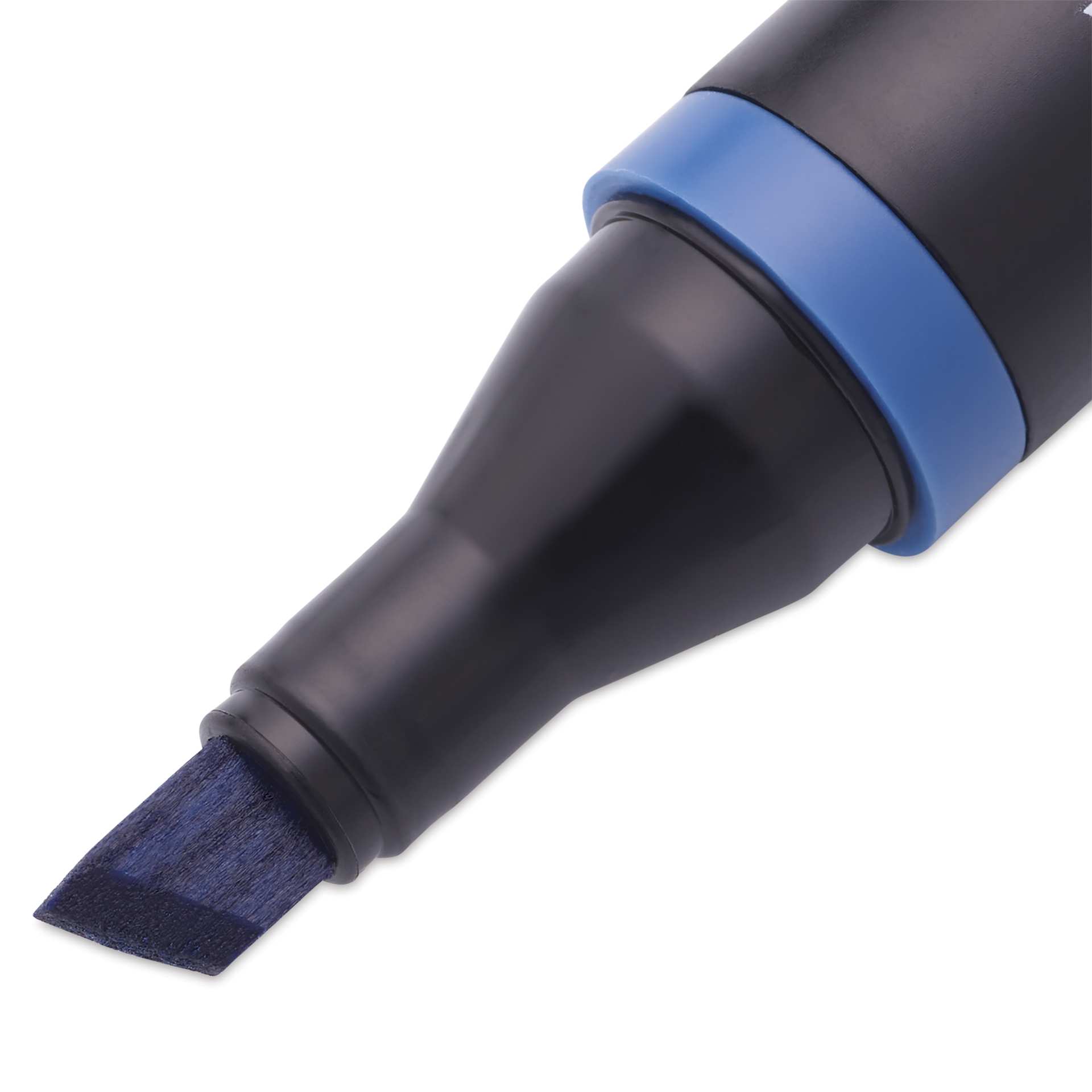 Blick Studio Alcohol Art Marker - 074 Ink Blue, close-up of the chisel tip
