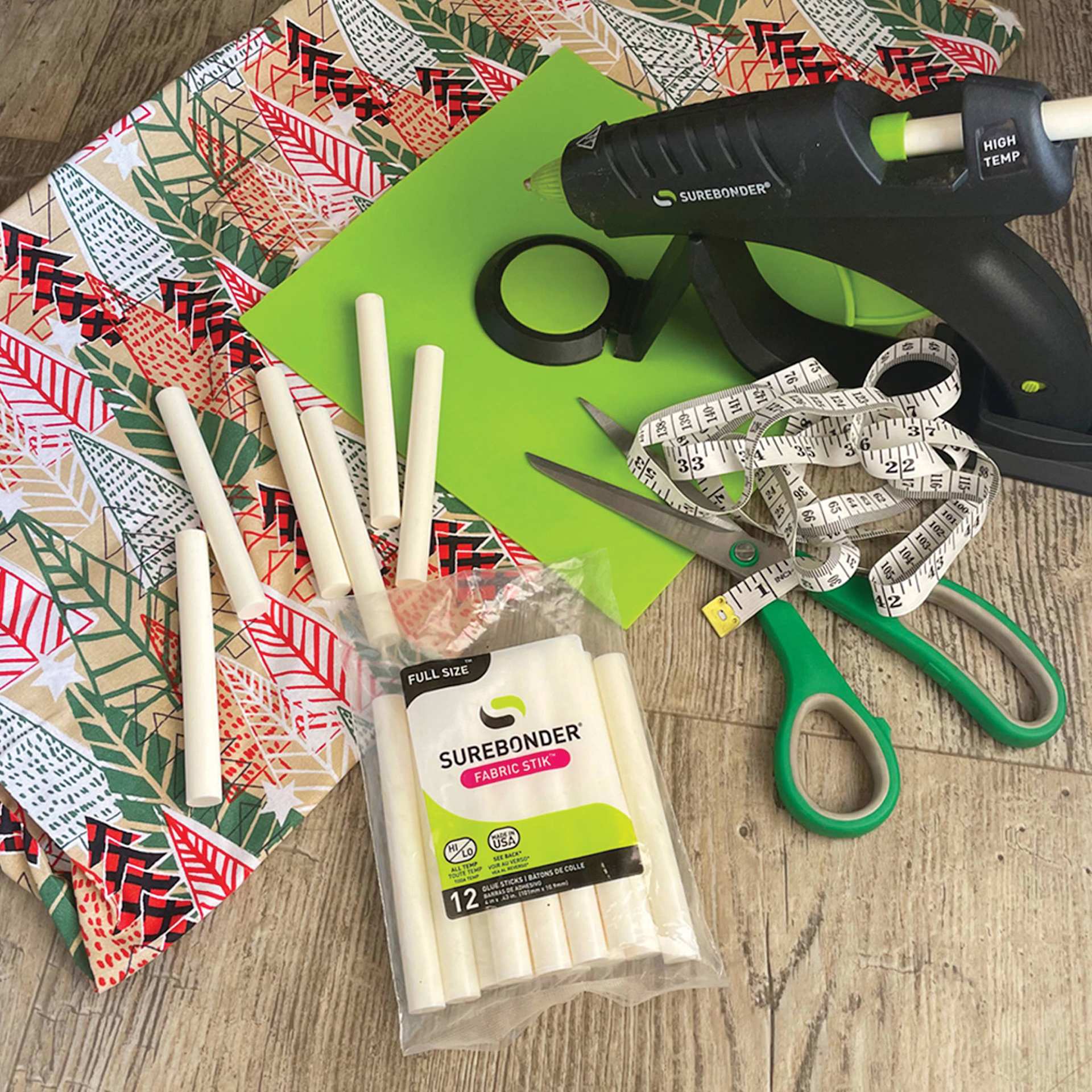 Surebonder Fabric Stik All-Temp Hot Glue Sticks - 4", Pkg of 12 (Glue sticks and glue gun together)