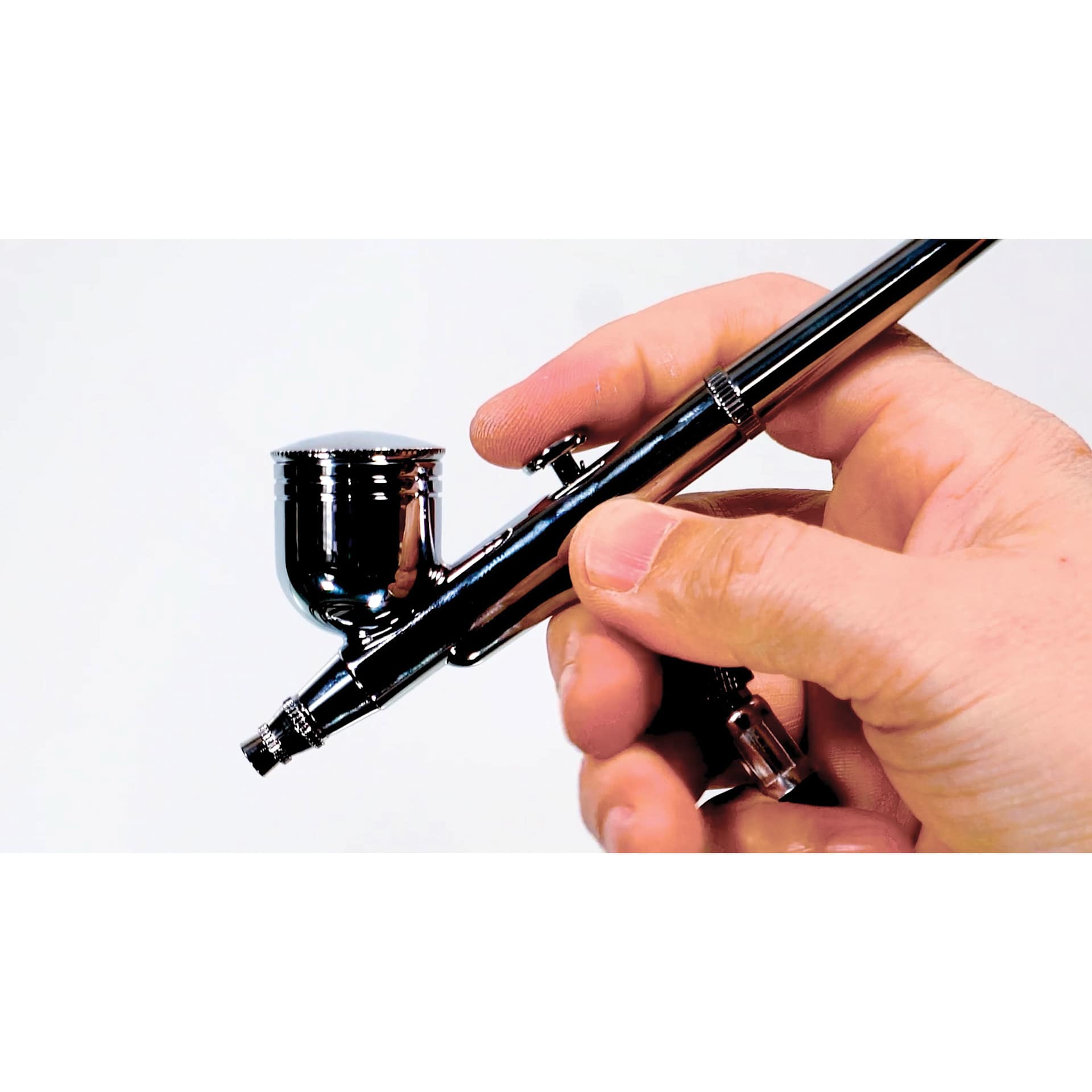 Intro to Airbrush Kit, airbrush in-hand