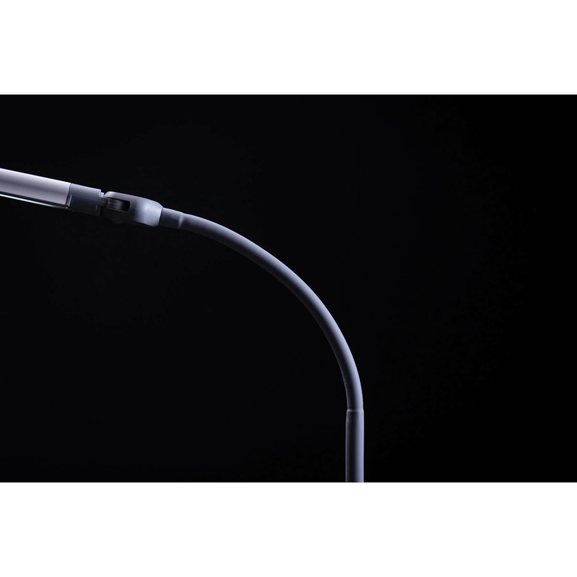 Daylight Duo Pro Table Lamp - close-up of lamp arm