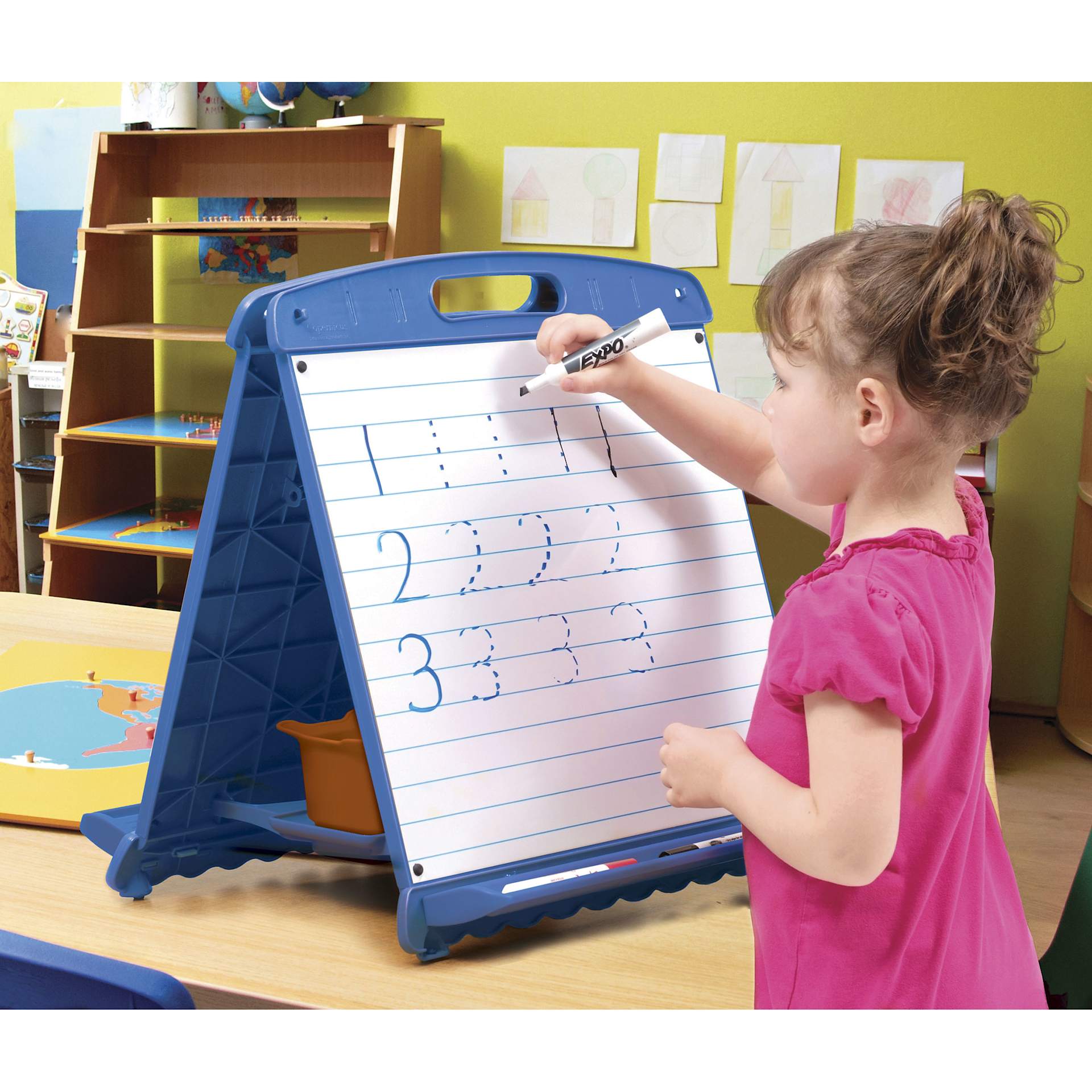 Copernicus Tabletop Easel, easel in classroom