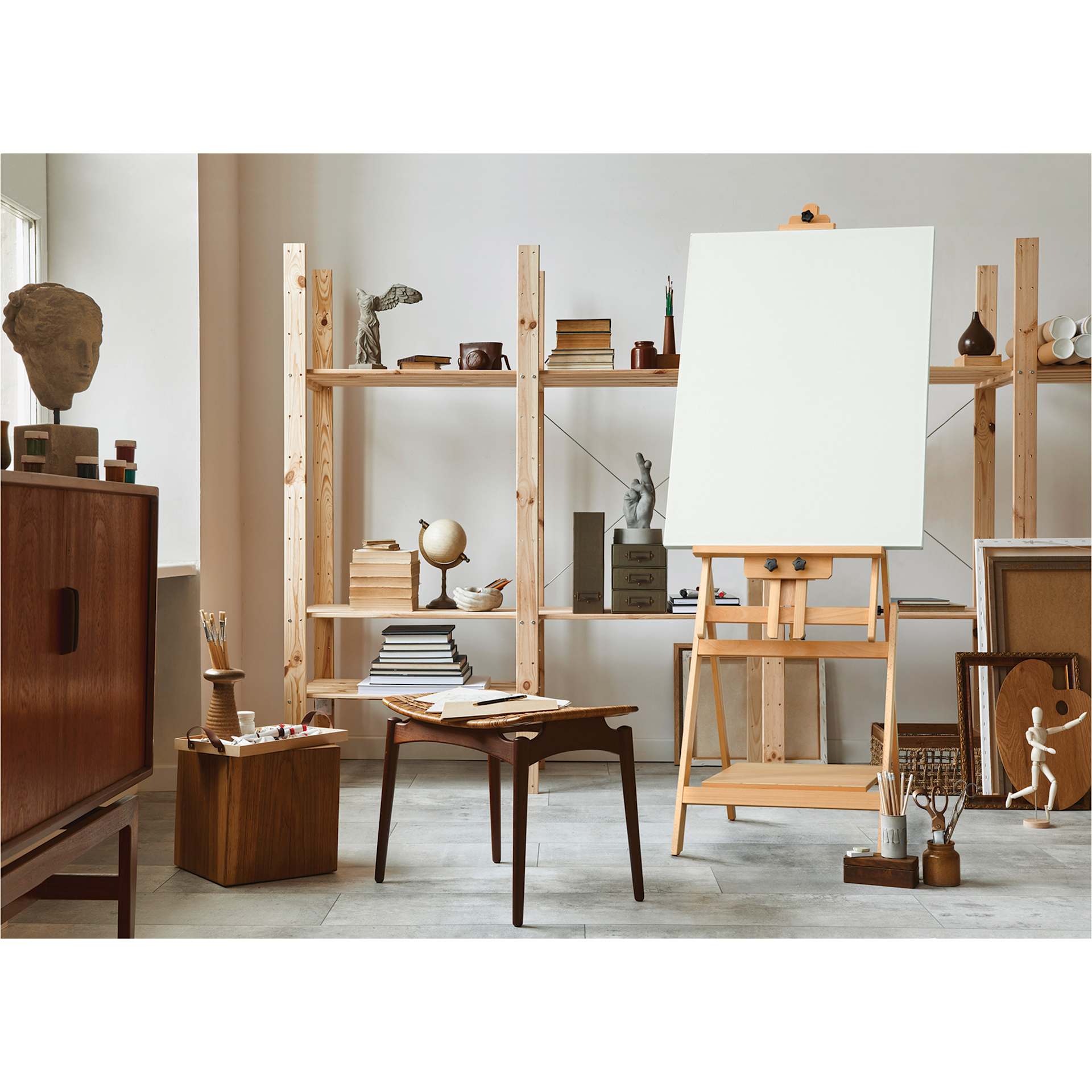 Blick Studio Convertible Studio Easel, in studio