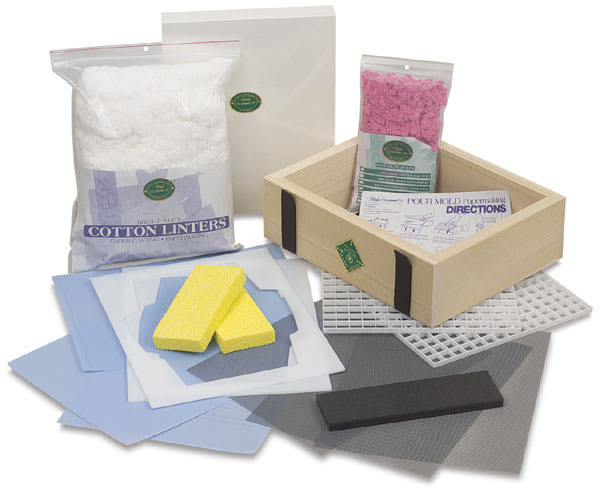 Arnold Grummer’s Papermill Pro Station Class Kit, contents