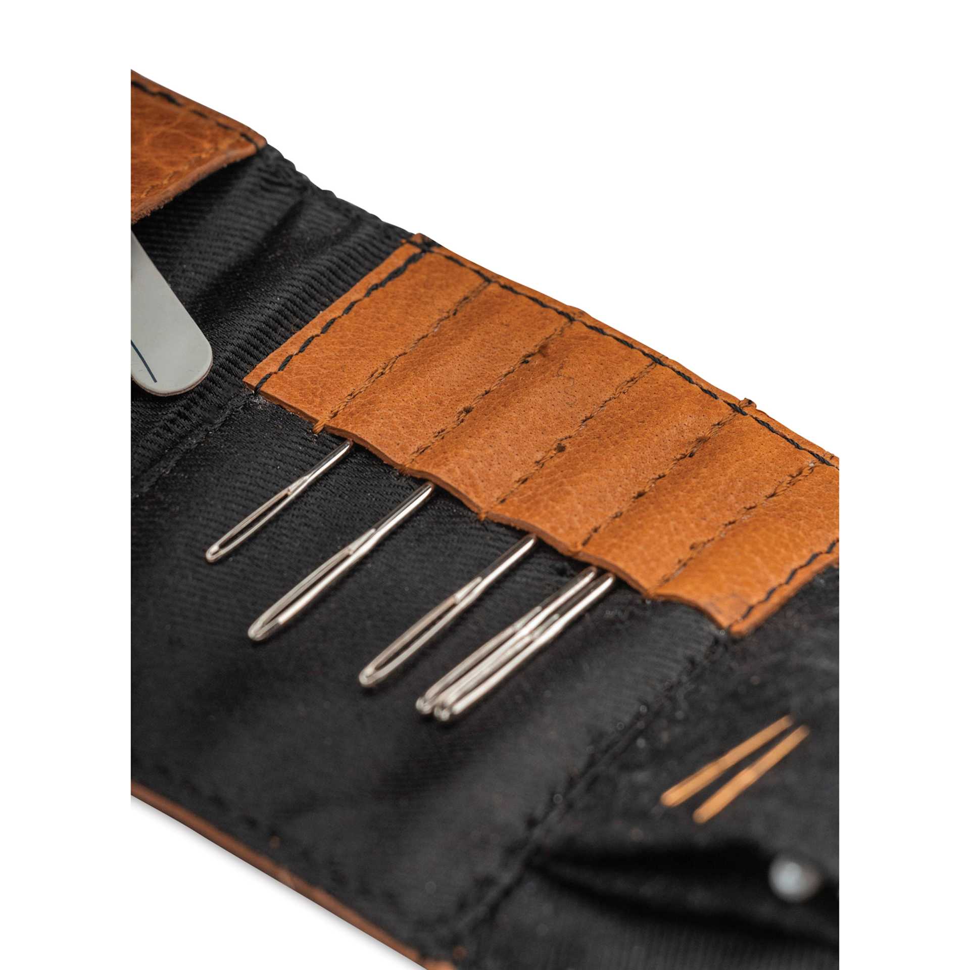 Muud Carla Foldable Leather Sewing Needle Case - Brown - large needle storage (materials not included)