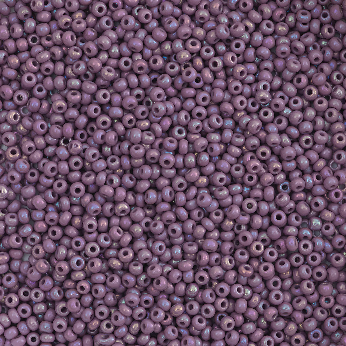 John Bead Czech Glass Seed Beads - Mauve, 10/0, 22 g Vial close up