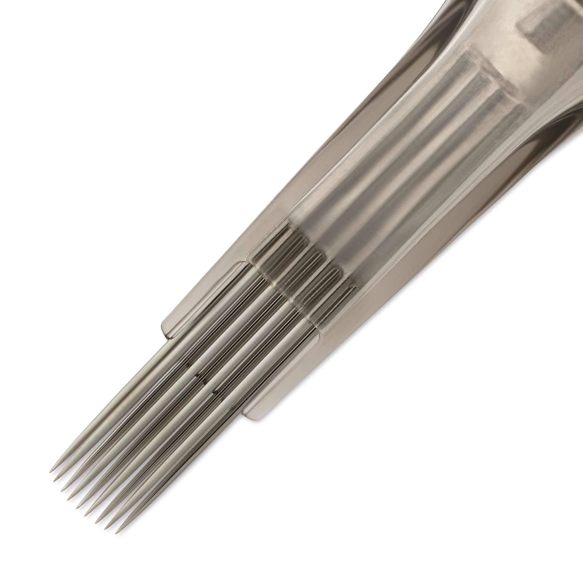 Peak Quartz Curved Magnum Medium Taper Tattoo Needle Cartridges - #12, 9 Needles, Pkg of 20, close-up of needle