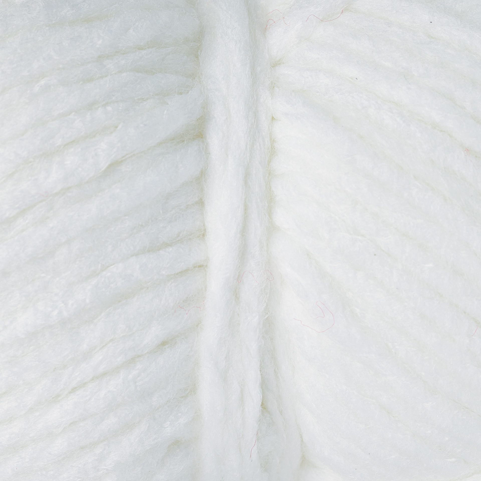 Pepperell Jumbo Roving 3-Ply Craft Yarn - 8 oz, 150 yds, White