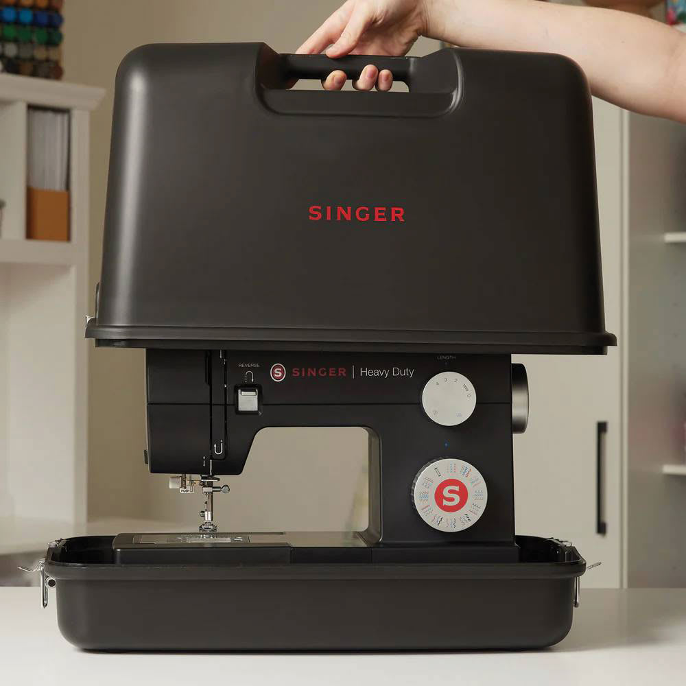 Singer Universal Hard Case - Black with sewing machine inside of case (sewing machine not included)
