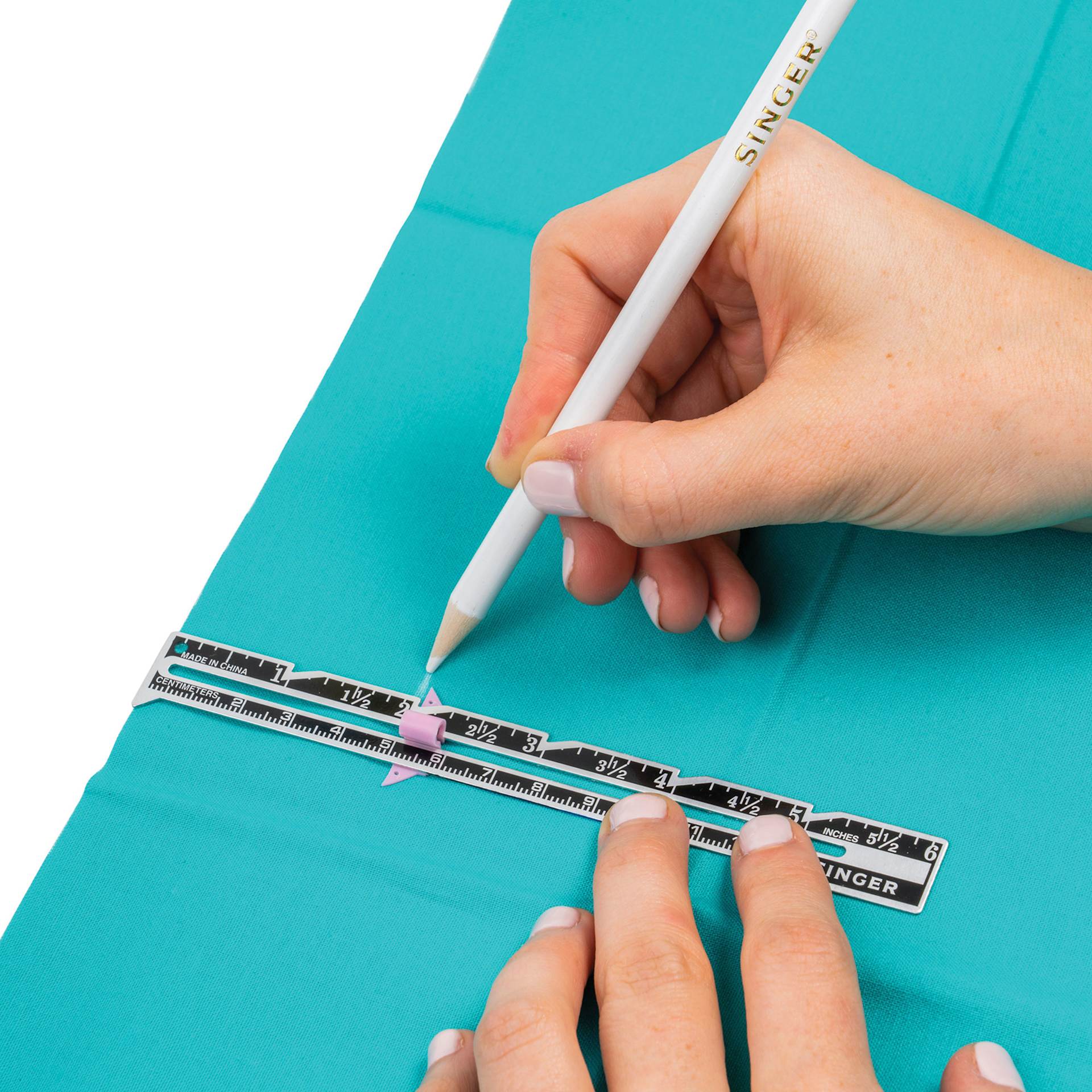 Singer Beginner's Sewing Kit - Set of 130 included seam gauge and included white marking pencil marking measurement