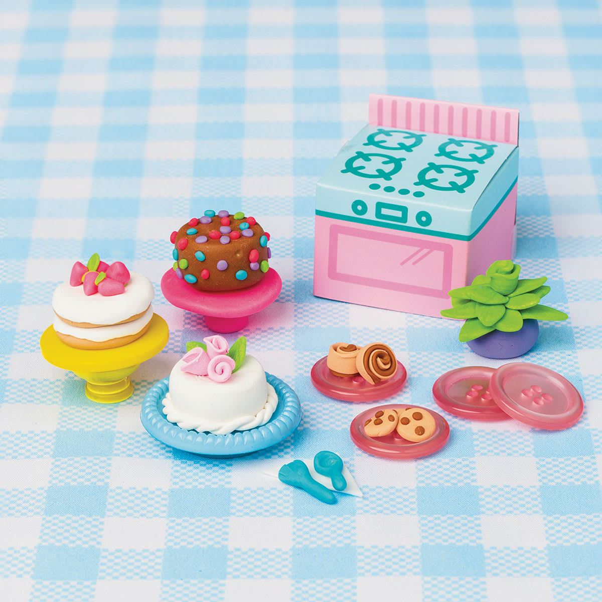Klutz Mini Clay World Cute Café Kit (clay cakes and pastries)