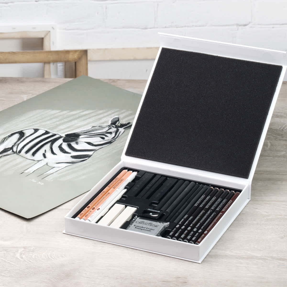 Black & White Box Drawing 25-Piece Set 25-Piece Box Set