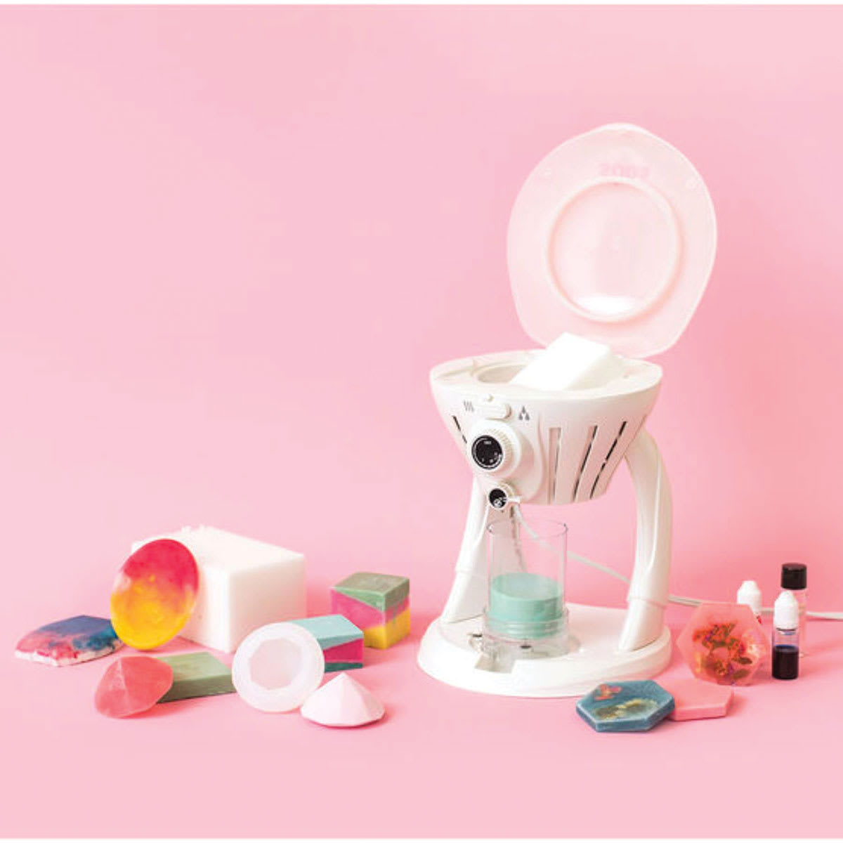 We R Memory Keepers Suds Soap Maker (Soap maker with assorted soaps)