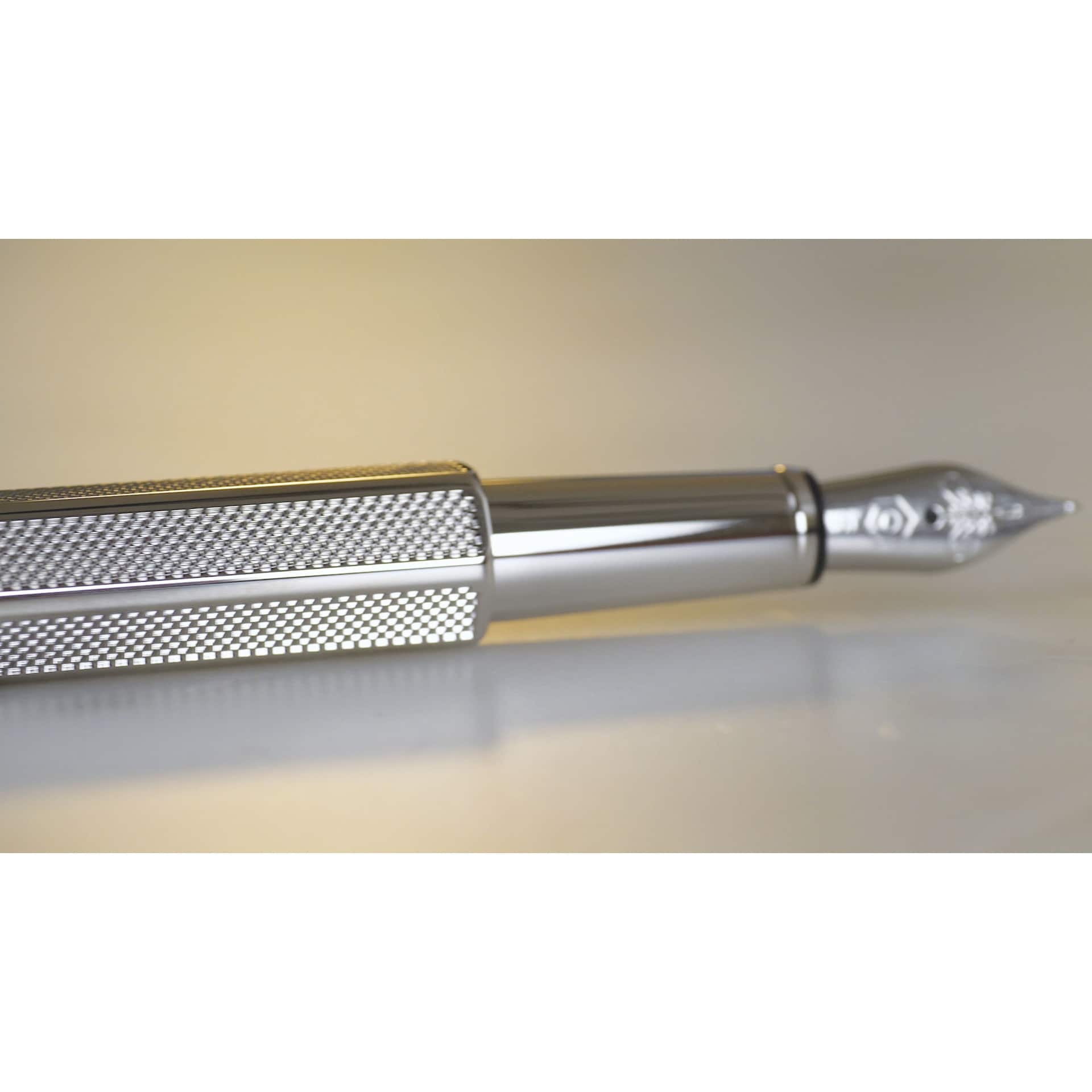 Caran d'Ache Milanese Mesh Fountain Pen - Medium, close-up
