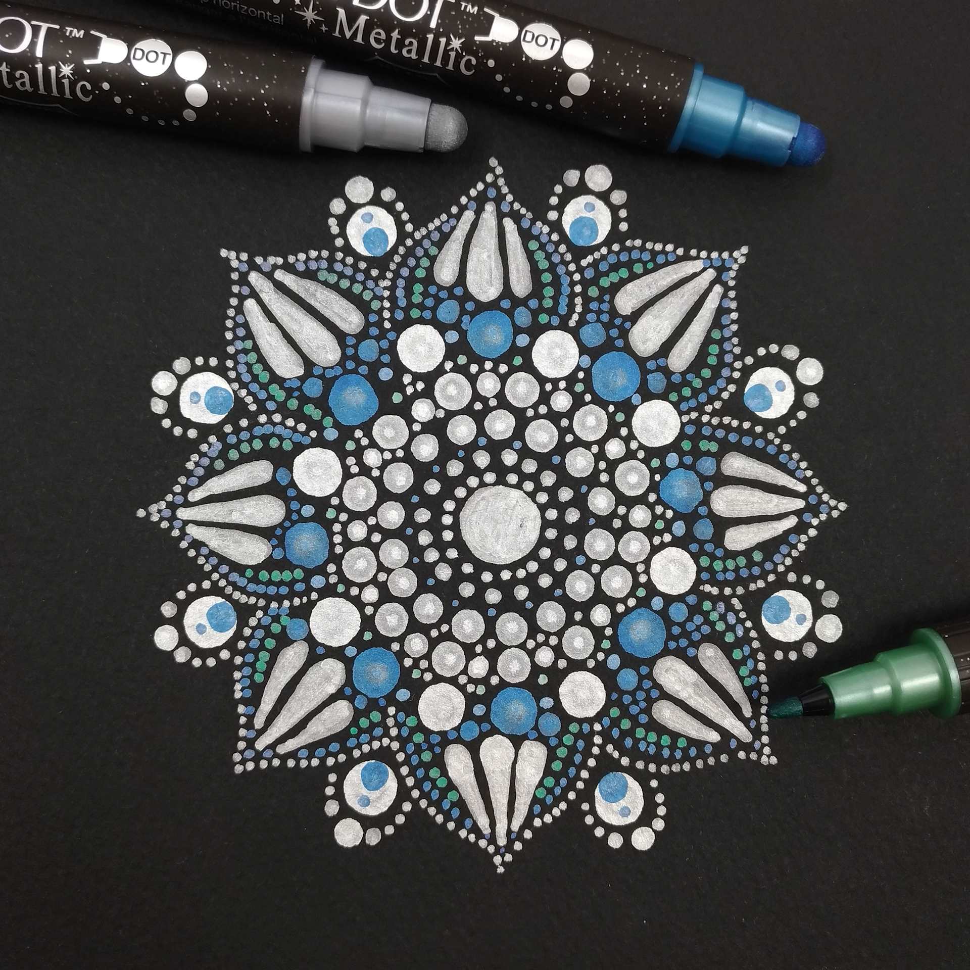 Zig Clean Color Dot Dual Tip Markers, flower drawing made with Metallic markers
