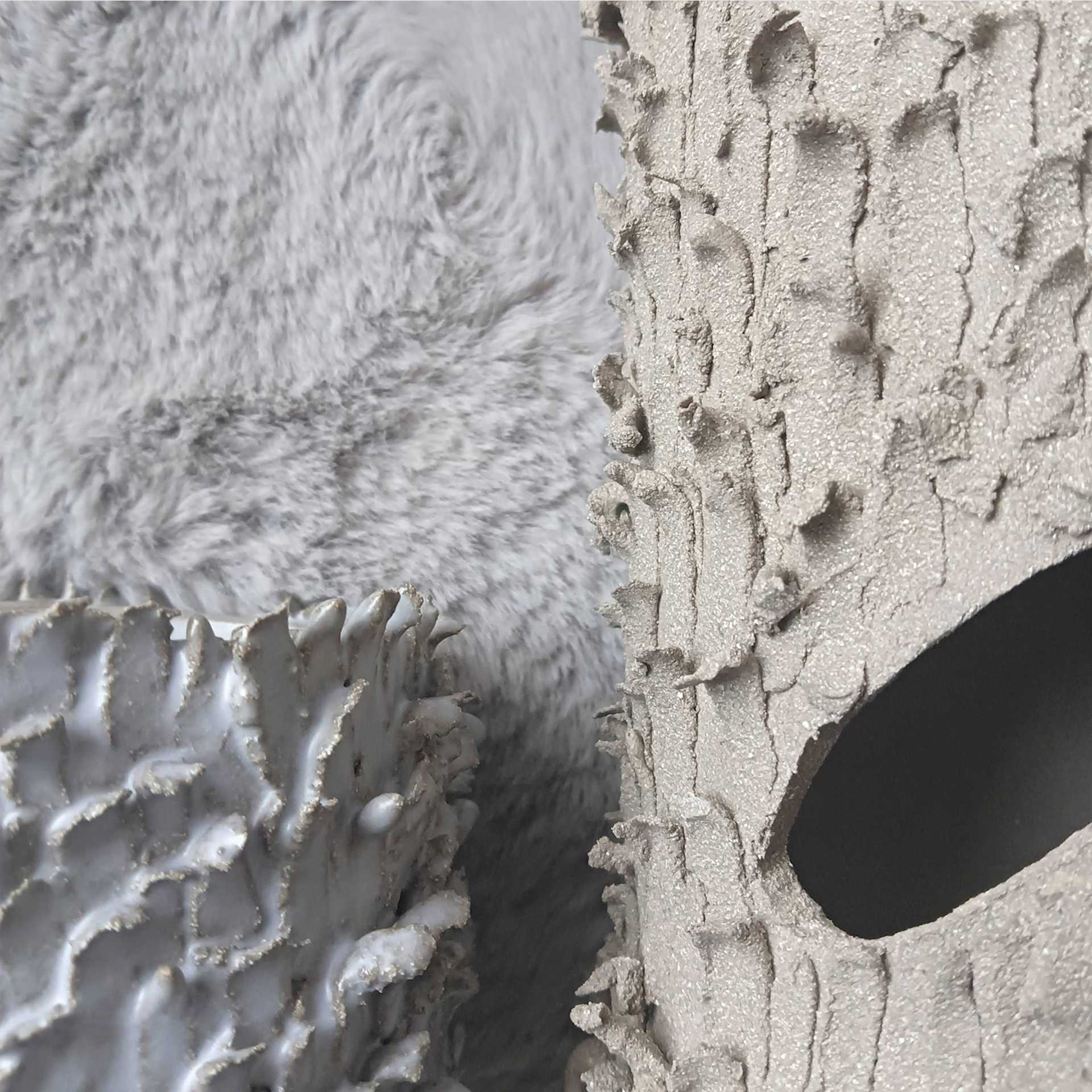 Sio-2 Zumaia Grey Sculpture Clay - close-up of finished pieces by @soc_fang Sio-2 Zumaia Grey Sculpture Clay - close-up of finished pieces by @soc_fang