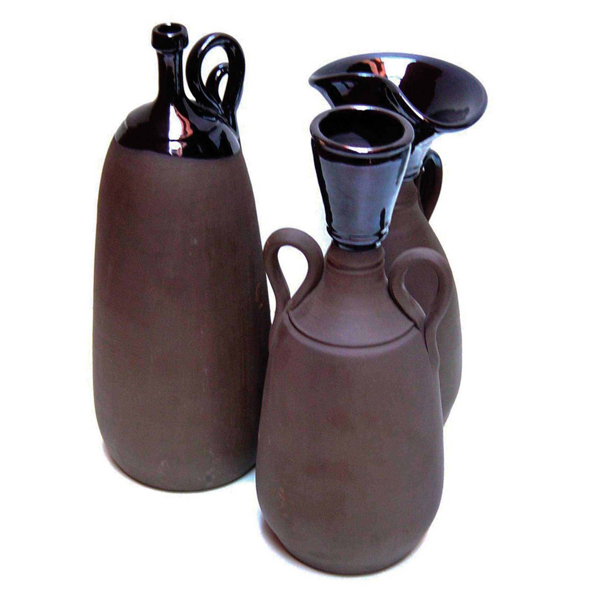 Sio-2 PM Black Earthenware Clay - finished pieces by Jose Ramon Castello Sio-2 PM Black Earthenware Clay - finished pieces by Jose Ramon Castello